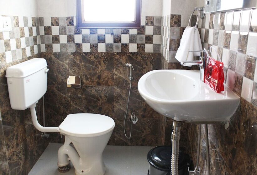 Fotos del hotel Oyo Rooms Sector 49:  5