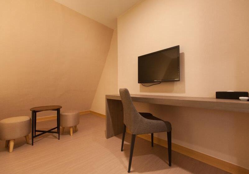 Fotos del hotel F Hotel  Hualien Zhongxiao:  5