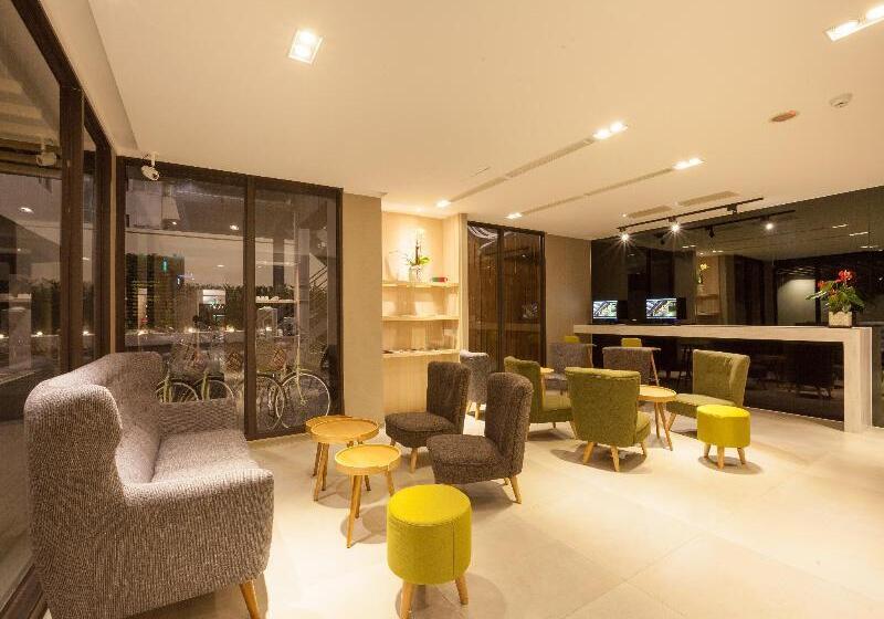 Fotos del hotel F Hotel  Hualien Zhongxiao:  4