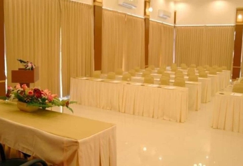 Fotos del hotel Tonwa Resort:  5