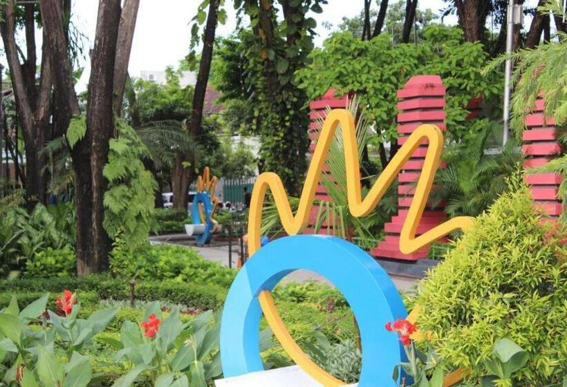 Fotos del hotel Citihub  @mayjend Sungkono, Surabaya:  9