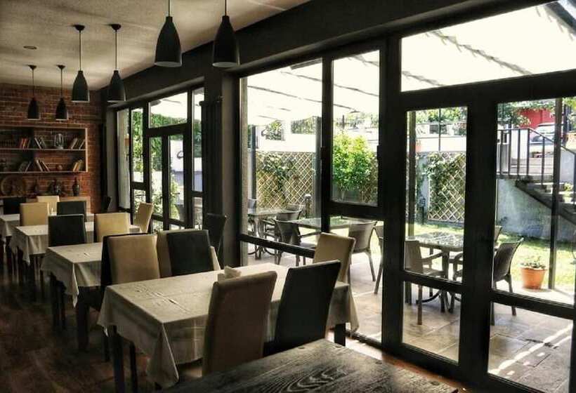 Fotos del hotel Alliance:  3