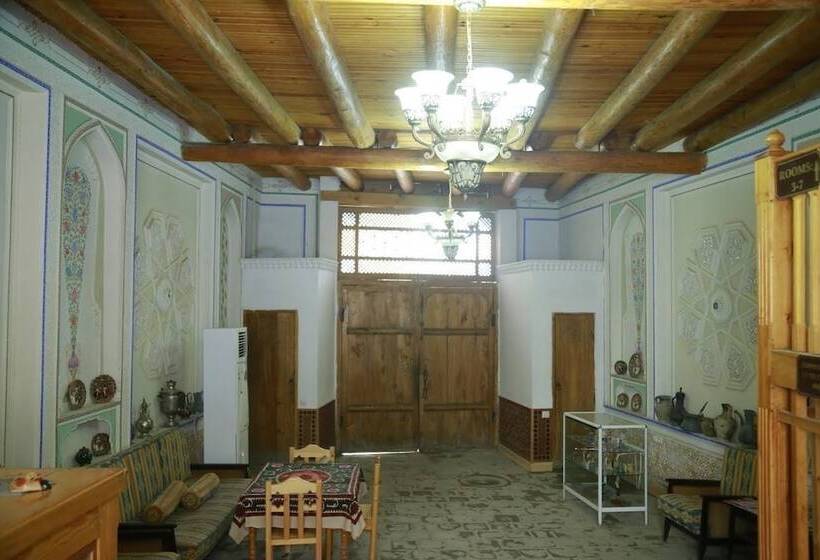 Komil Bukhara Boutique
