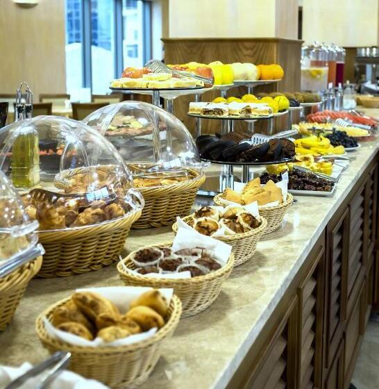 Fotos del hotel Colosseum Marina:  6