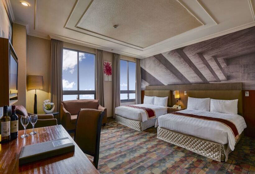 Fotos del hotel Golden Tulip Aesthetics Hotel:  2