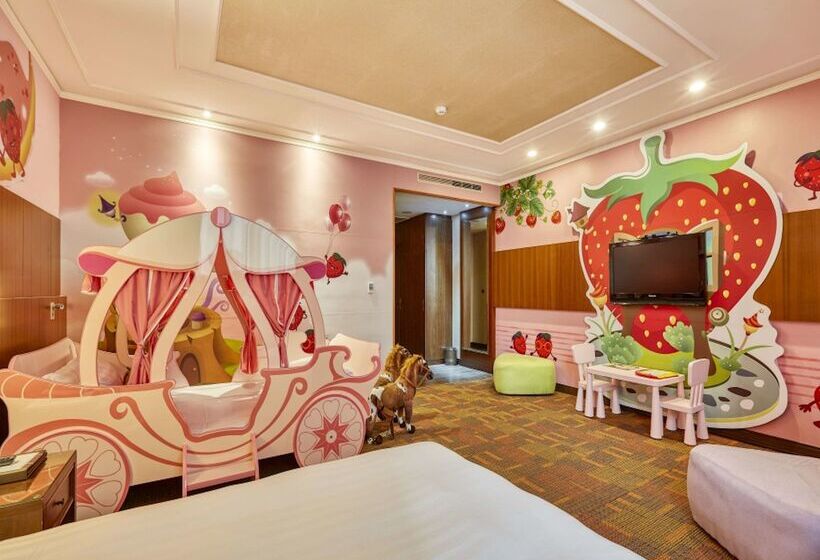 Fotos del hotel Golden Tulip Aesthetics Hotel:  25