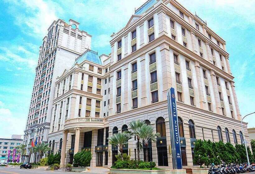 Fotos del hotel Golden Tulip Aesthetics Hotel:  10