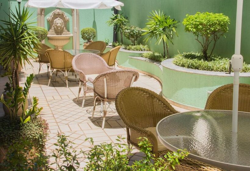 Fotos del hotel L'opera:  13