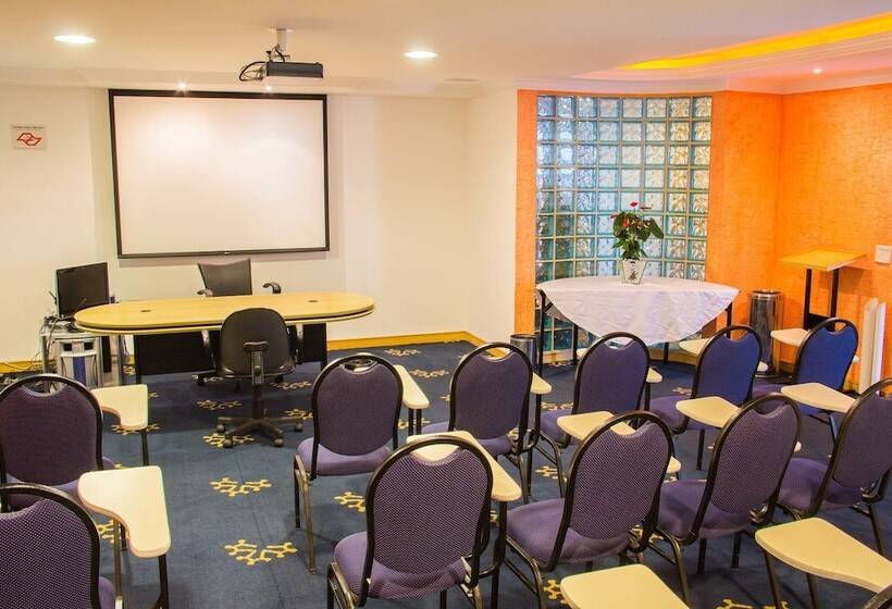 Fotos del hotel L'opera:  18