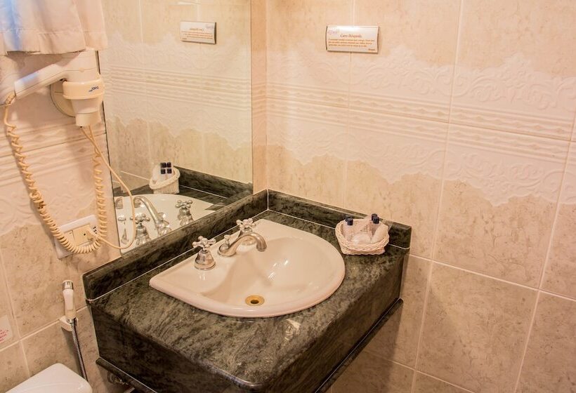 Fotos del hotel L'opera:  14