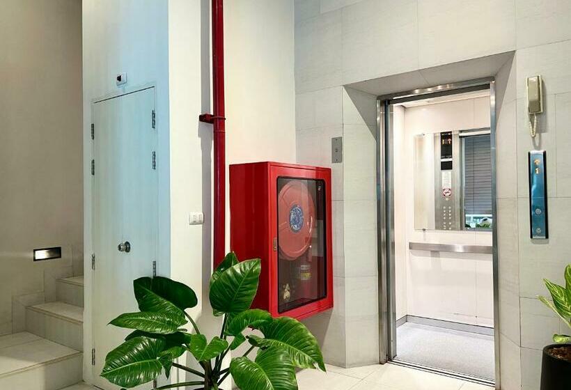 Fotos del hotel Elegancy Sansabai:  6