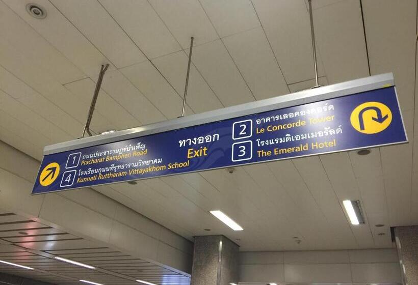 Fotos del hotel Napaville Huai Khwang:  8