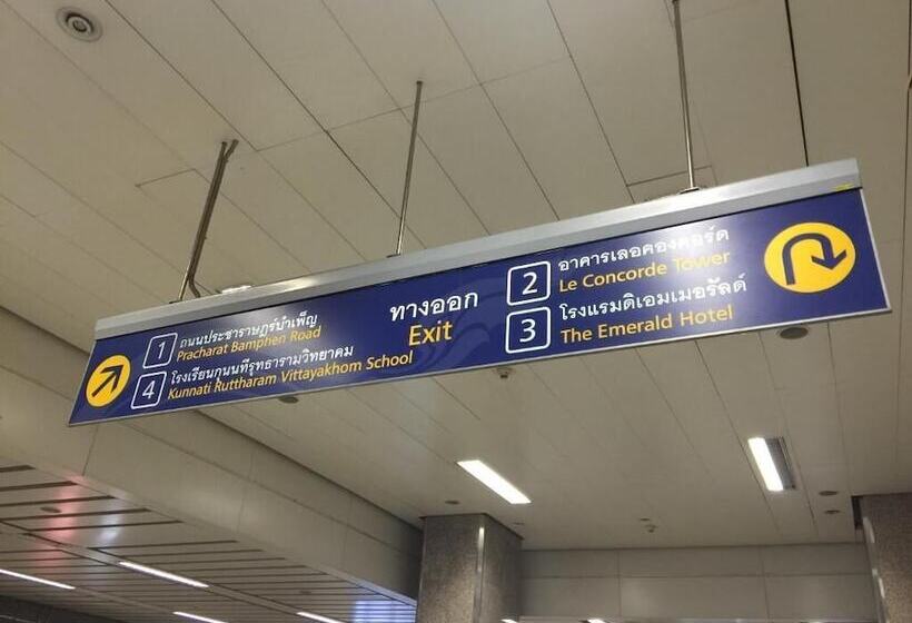 Fotos del hotel Napaville Huai Khwang:  15