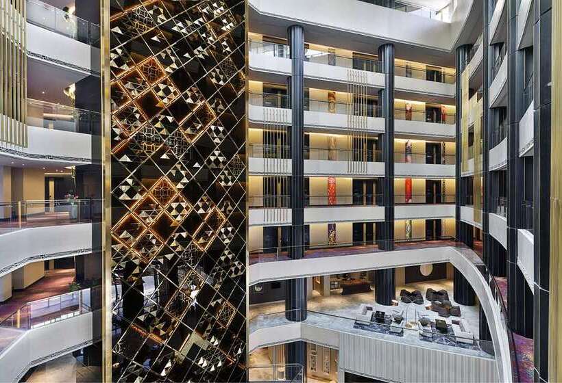 Alrayyan  Doha, Curio Collection By Hilton