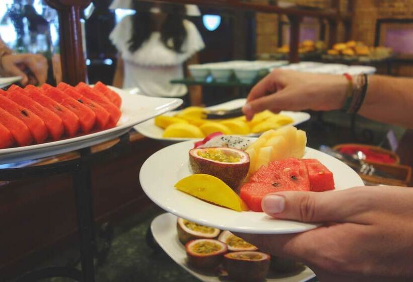 Emeraude Classic Cruises