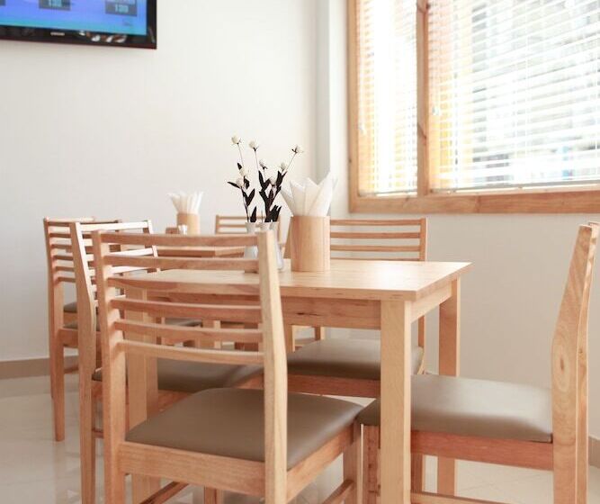 Fotos del hotel Pine Lodge:  3