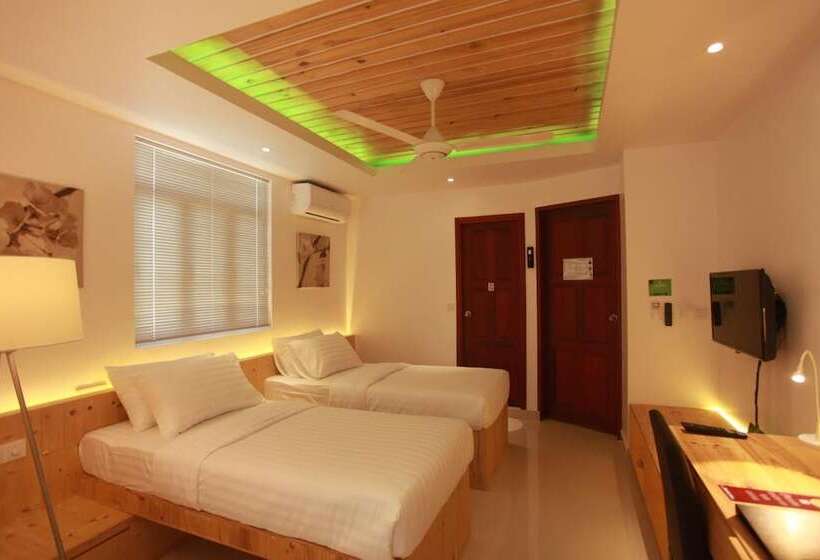 Fotos del hotel Pine Lodge:  12