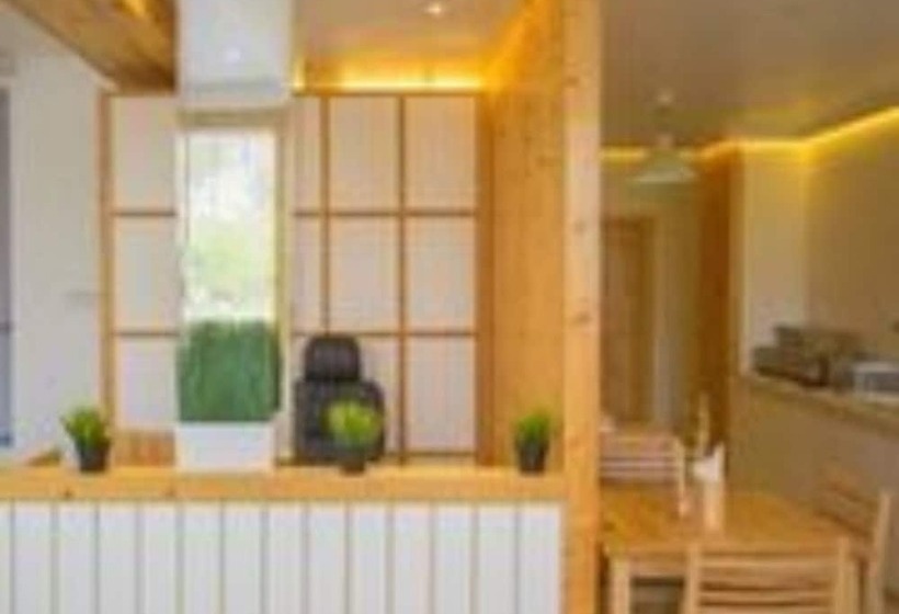 Fotos del hotel Pine Lodge:  2