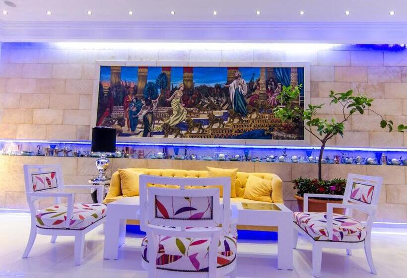 Fotos del hotel Phoenicia Luxury:  3