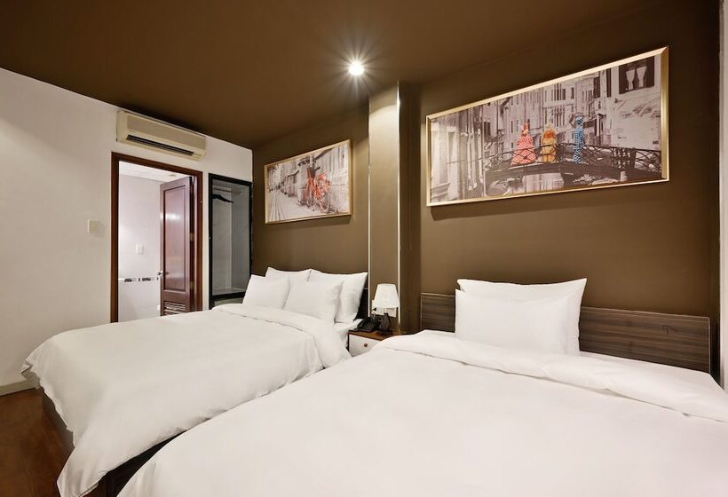 Fotos del hotel Platinum:  9