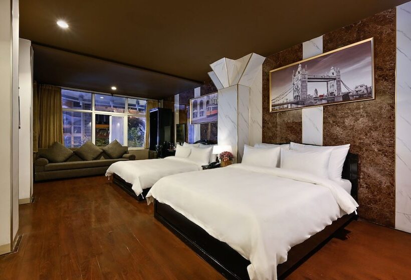 Fotos del hotel Platinum:  8