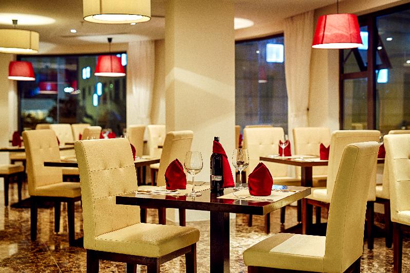 Fotos del hotel Sofia Suite Hotel Danang:  3