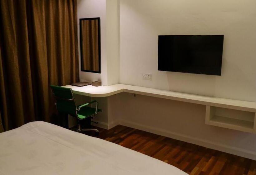 Fotos del hotel Pine Garden:  11