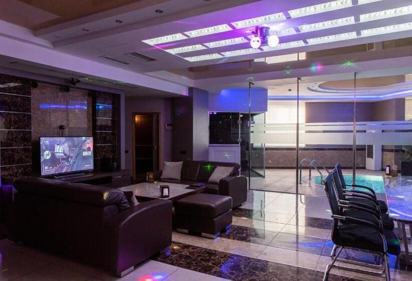 Fotos del hotel Avan Plaza:  3