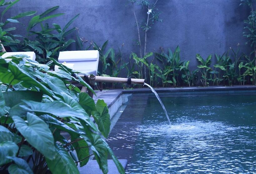 Purana Boutique Resort