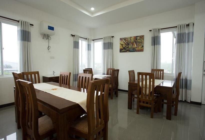 Fotos del hotel Grand Camellia:  15