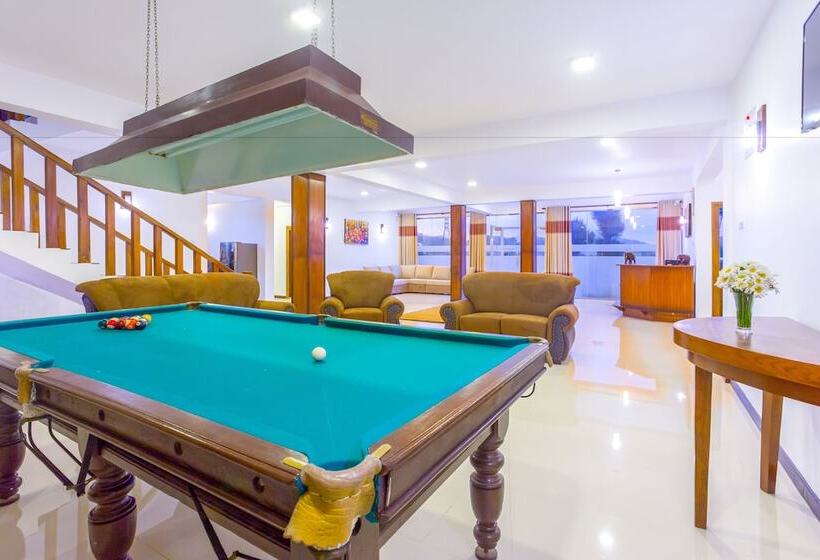 Fotos del hotel Grand Camellia:  2