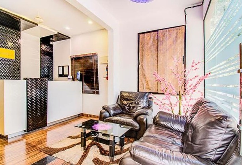 Fotos del hotel Fab Corporate Crown Koramangala  Fully Vaccinated Staff:  24