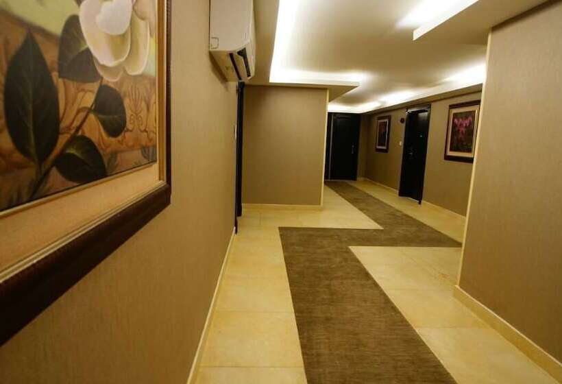 Fotos del hotel Almuhaidb Tahliya  Olaya:  15