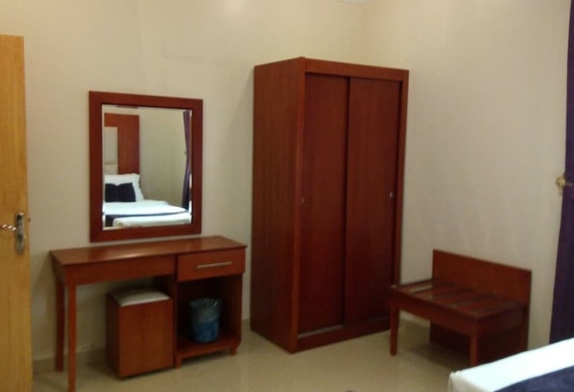 Fotos del hotel Almuhaidb Tahliya  Olaya:  9