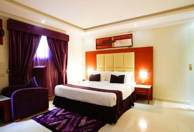 Almuhaidb Tahliya  Olaya