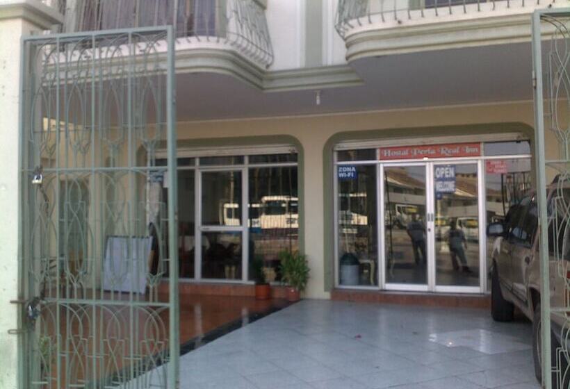 Fotos del hotel Hostal Perla Real Inn:  8