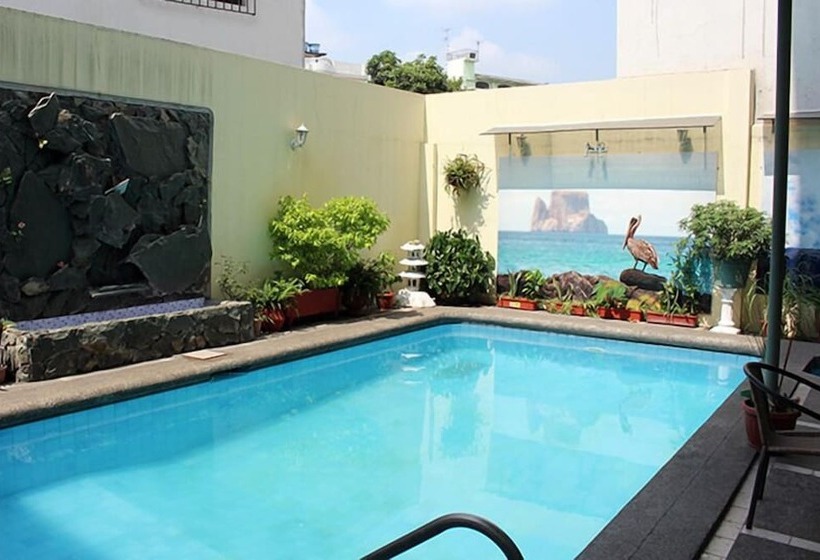 Fotos del hotel Hostal Perla Real Inn:  9