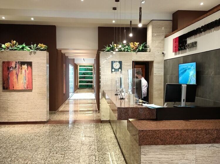 Fotos del hotel El Salvador:  4