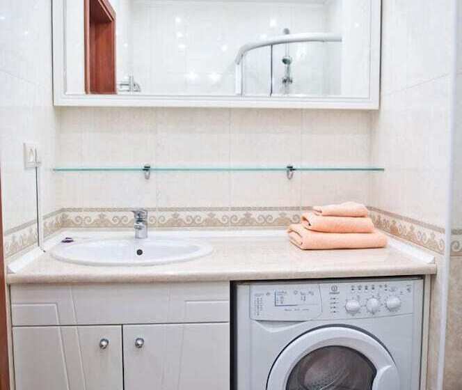 Fotos del hotel First Choice Apartments:  15