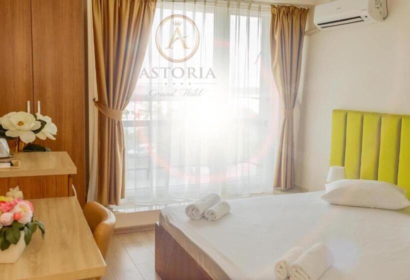 Fotos del hotel Grand Hotel Astoria:  21