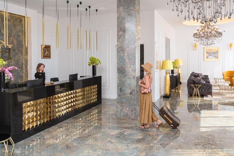 Fotos del hotel Corner:  2