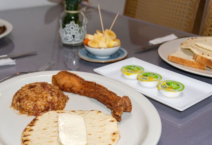 Fotos del hotel Alcaravan:  10