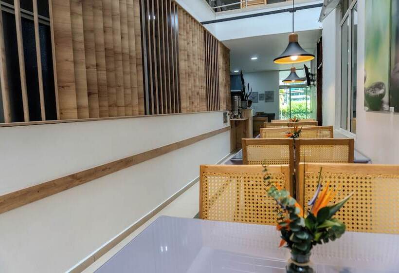 Fotos del hotel Alcaravan:  24