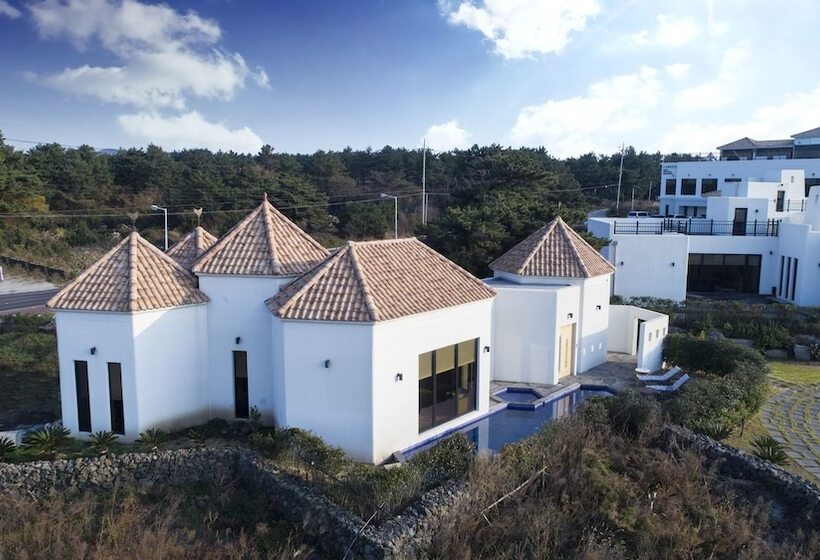 Fotos del hotel Libentia  & Pool Villa:  12