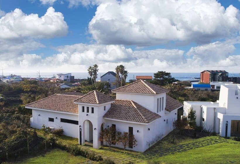 Fotos del hotel Libentia  & Pool Villa:  10