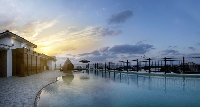 Libentia  & Pool Villa