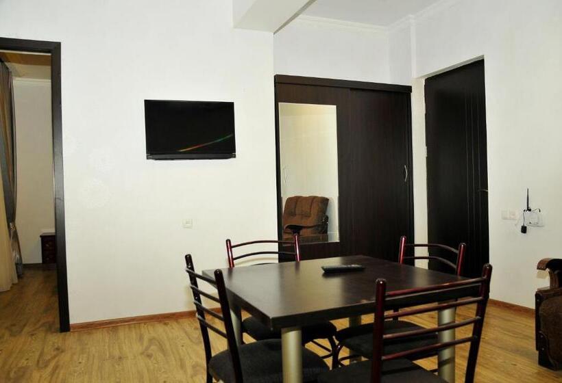 Fotos del hotel Alma-ata:  2