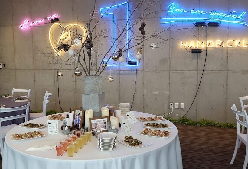 Fotos del hotel Handpicked  & Collections:  4