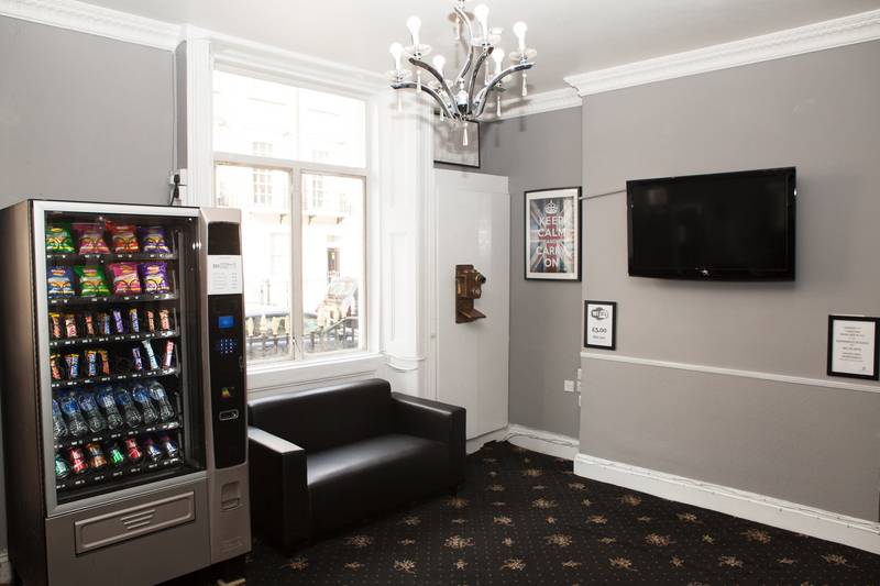 Fotos del hotel The Tudor Inn Hotel:  2