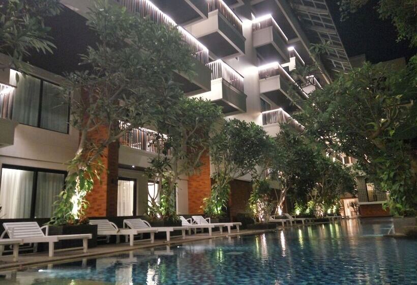 Jambuluwuk Oceano Seminyak